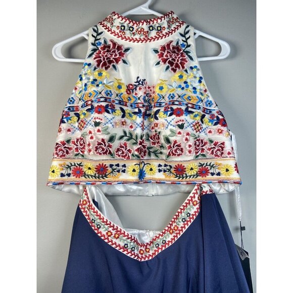 For You DRESS Size XXL White Blue EMBROIDERED 2 Piece Skirt Crop Top Pageant NWT - Picture 3 of 16